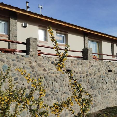 La Mata De Calafate Villa El Calafate Exterior photo