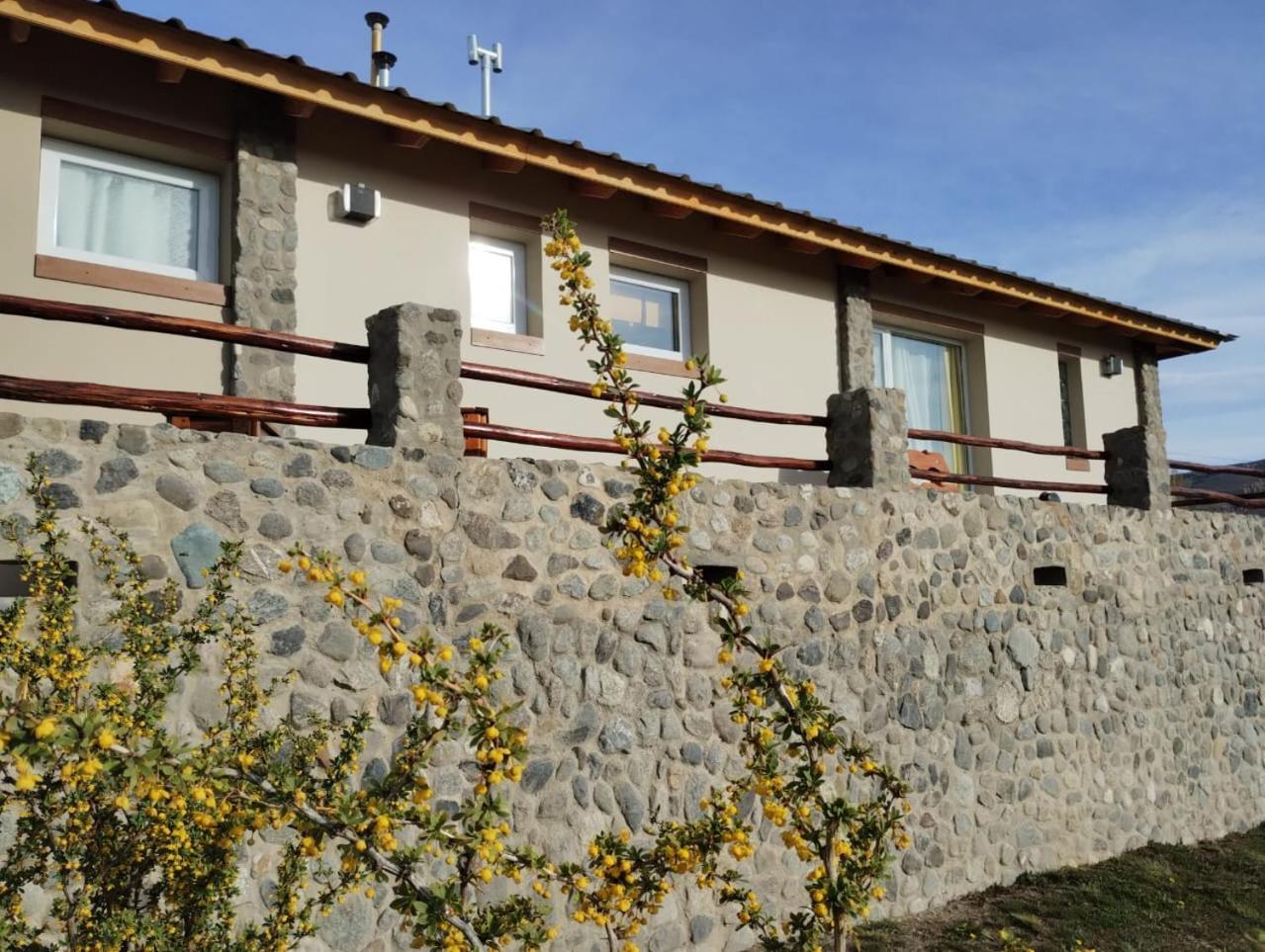 La Mata De Calafate Villa El Calafate Exterior photo